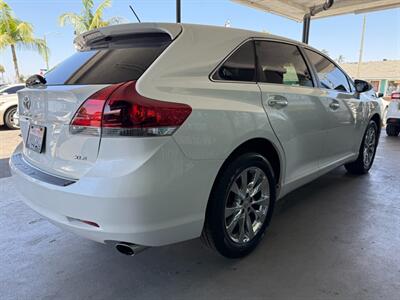 2015 Toyota Venza XLE   - Photo 10 - Orange, CA 92868
