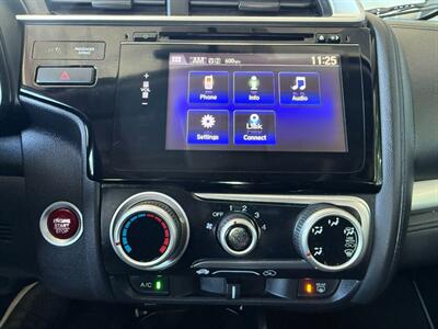 2017 Honda Fit EX   - Photo 29 - Orange, CA 92868