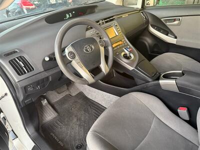 2015 Toyota Prius Two   - Photo 15 - Orange, CA 92868