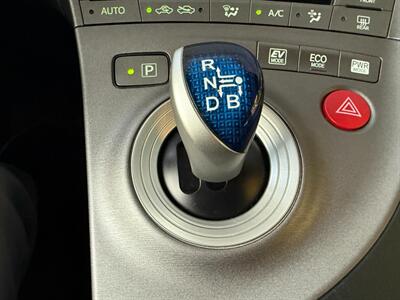 2015 Toyota Prius Two   - Photo 29 - Orange, CA 92868