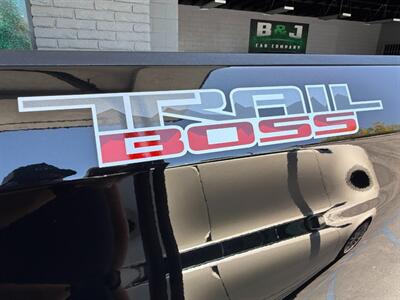 2020 Chevrolet Silverado 1500 LT Trail Boss   - Photo 15 - Orange, CA 92868