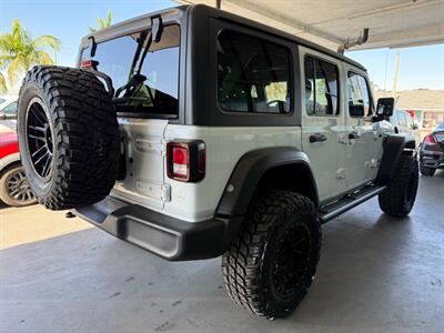 2019 Jeep Wrangler Unlimited Sport S   - Photo 9 - Orange, CA 92868