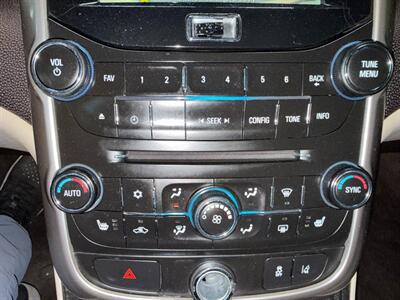 2014 Chevrolet Malibu LTZ   - Photo 33 - Orange, CA 92868