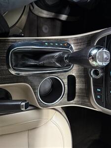 2014 Chevrolet Malibu LTZ   - Photo 34 - Orange, CA 92868