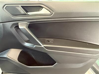 2020 Volkswagen Tiguan SE R-Line Black - Photo 31 - Orange, CA 92868