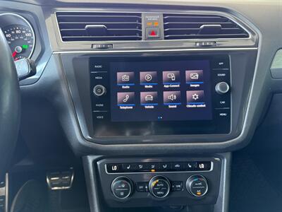 2020 Volkswagen Tiguan SE R-Line Black - Photo 33 - Orange, CA 92868