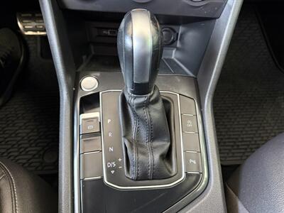 2020 Volkswagen Tiguan SE R-Line Black - Photo 37 - Orange, CA 92868