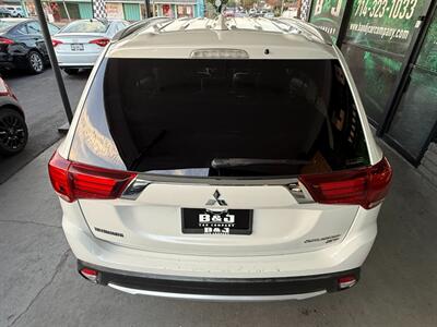 2017 Mitsubishi Outlander GT   - Photo 14 - Orange, CA 92868