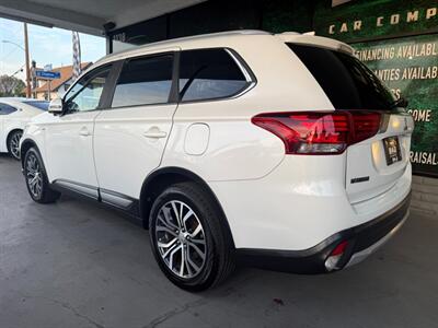 2017 Mitsubishi Outlander GT   - Photo 4 - Orange, CA 92868