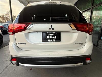2017 Mitsubishi Outlander GT   - Photo 13 - Orange, CA 92868