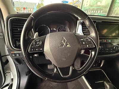 2017 Mitsubishi Outlander GT   - Photo 21 - Orange, CA 92868