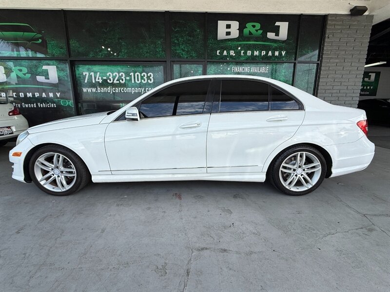 2013 Mercedes Benz C 250 Sport photo 3