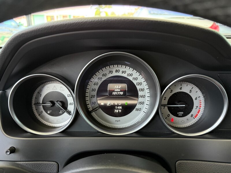 2013 Mercedes Benz C 250 Sport photo 29