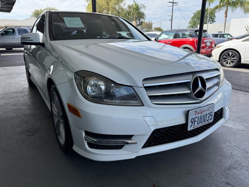 2013 Mercedes Benz C 250 Sport photo 8