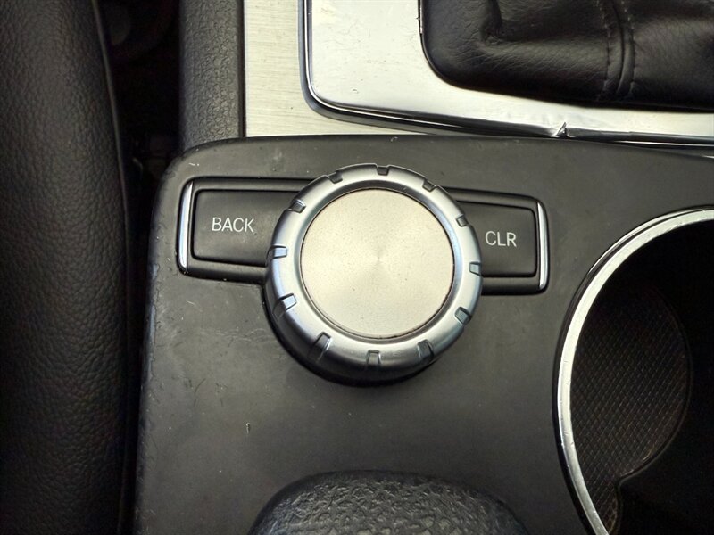 2013 Mercedes Benz C 250 Sport photo 33