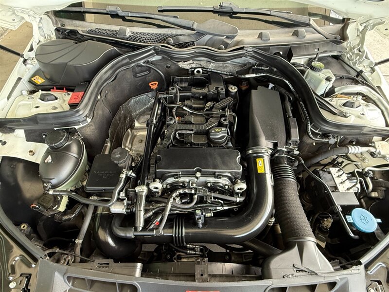 2013 Mercedes Benz C 250 Sport photo 36