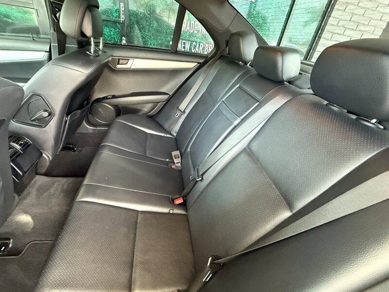 2013 Mercedes Benz C 250 Sport photo 24