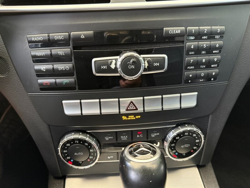 2013 Mercedes Benz C 250 Sport photo 32