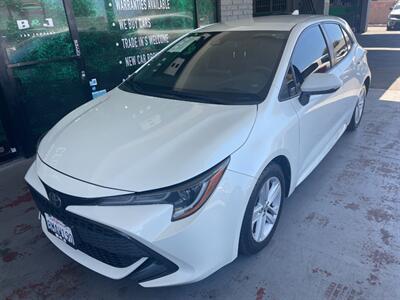 2019 Toyota Corolla Hatchback SE   - Photo 2 - Orange, CA 92868