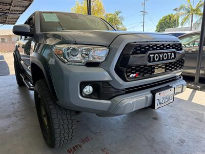 2018 Toyota Tacoma TRD Off-Road   - Photo 8 - Orange, CA 92868