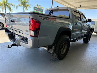 2018 Toyota Tacoma TRD Off-Road   - Photo 9 - Orange, CA 92868