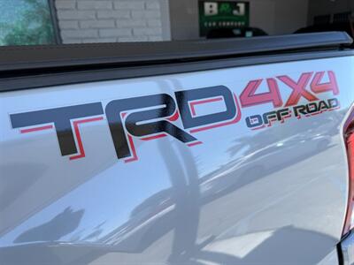 2018 Toyota Tacoma TRD Off-Road   - Photo 15 - Orange, CA 92868
