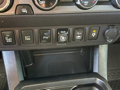2018 Toyota Tacoma TRD Off-Road   - Photo 33 - Orange, CA 92868