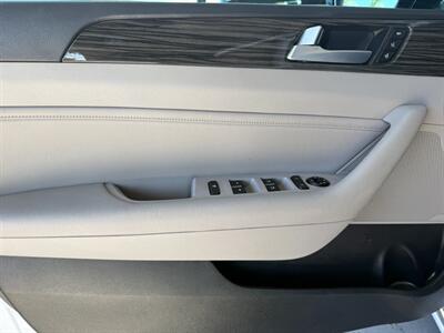 2015 Hyundai SONATA Limited - Photo 24 - Orange, CA 92868