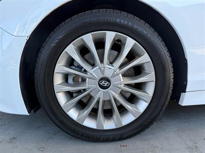 2015 Hyundai SONATA Limited - Photo 46 - Orange, CA 92868