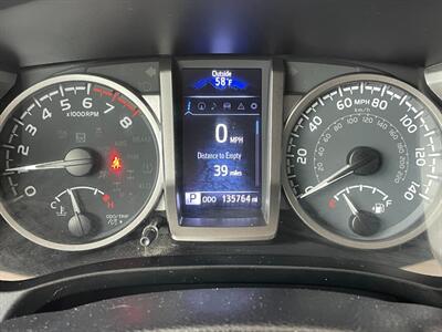 2021 Toyota Tacoma SR5 V6   - Photo 30 - Orange, CA 92868