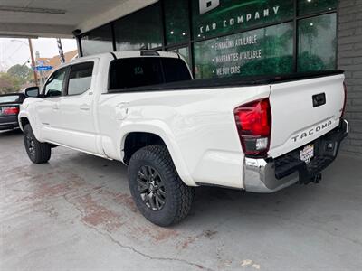 2021 Toyota Tacoma SR5 V6   - Photo 6 - Orange, CA 92868