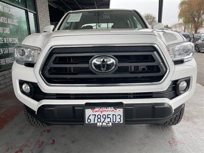 2021 Toyota Tacoma SR5 V6   - Photo 12 - Orange, CA 92868