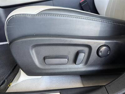 2019 Lexus RX 350   - Photo 19 - Orange, CA 92868