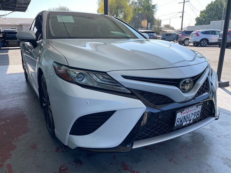 2018 Toyota Camry XSE photo 10