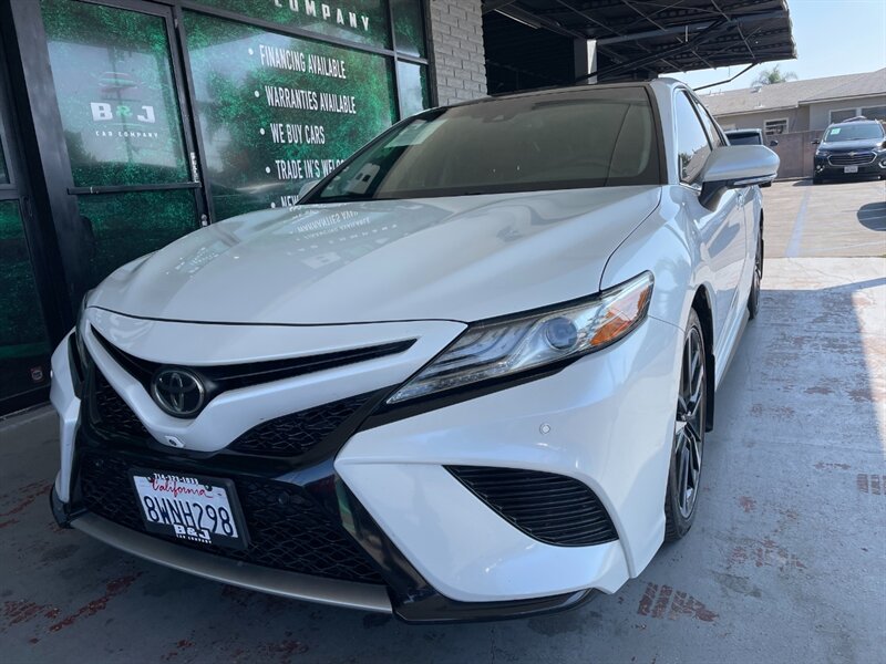 2018 Toyota Camry XSE photo 5