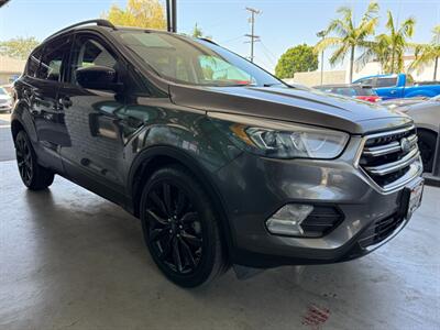 2017 Ford Escape SE - Photo 8 - Orange, CA 92868