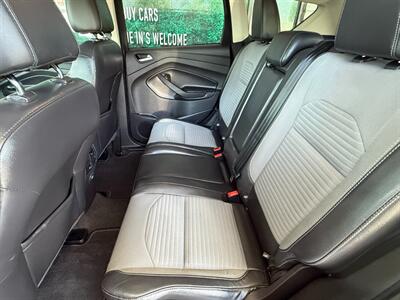 2017 Ford Escape SE - Photo 24 - Orange, CA 92868