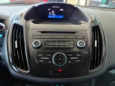 2017 Ford Escape SE - Photo 30 - Orange, CA 92868