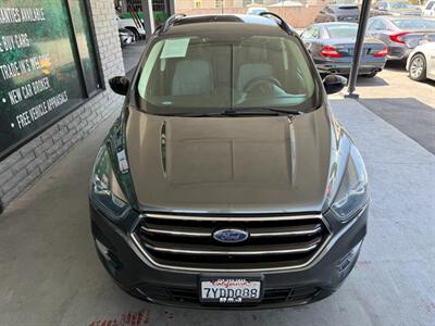 2017 Ford Escape SE - Photo 13 - Orange, CA 92868