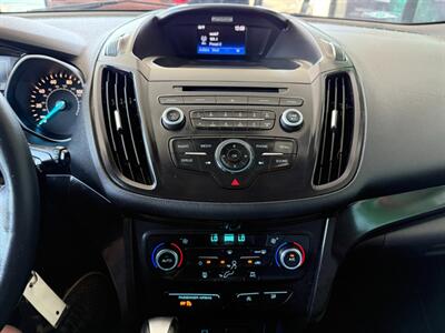 2017 Ford Escape SE - Photo 29 - Orange, CA 92868