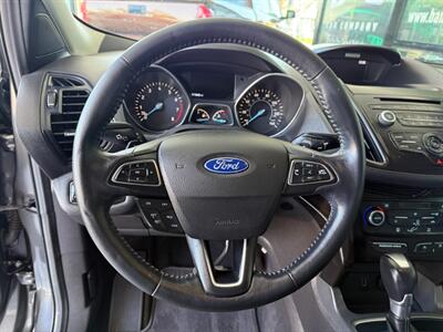 2017 Ford Escape SE - Photo 20 - Orange, CA 92868