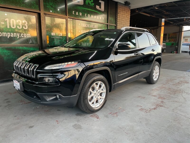 Jeep Cherokee's photo