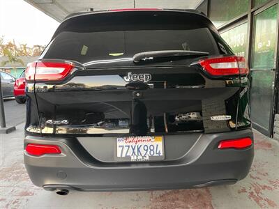 2017 Jeep Cherokee Latitude   - Photo 14 - Orange, CA 92868