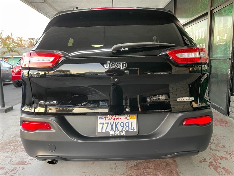 2017 Jeep Cherokee Latitude photo 14