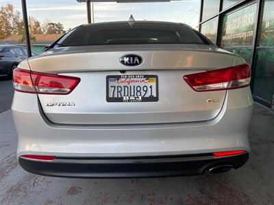 2016 Kia Optima EX   - Photo 14 - Orange, CA 92868