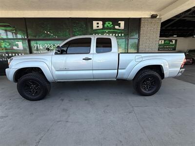 2005 Toyota Tacoma PreRunner V6   - Photo 4 - Orange, CA 92868