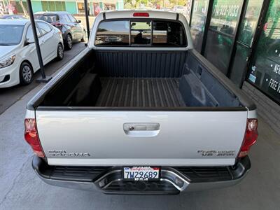 2005 Toyota Tacoma PreRunner V6   - Photo 15 - Orange, CA 92868
