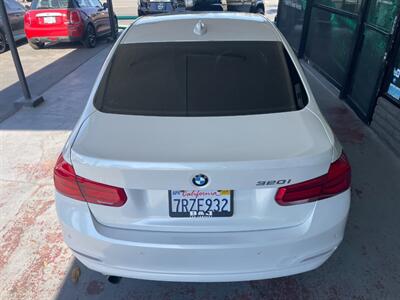 2016 BMW 3 Series 320i   - Photo 15 - Orange, CA 92868