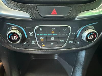 2019 Chevrolet Equinox LT   - Photo 32 - Orange, CA 92868