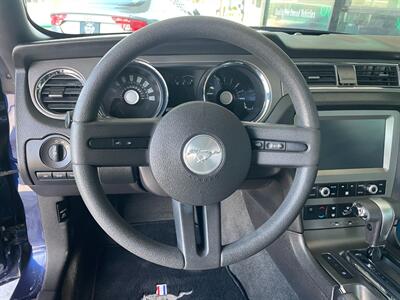 2012 Ford Mustang V6   - Photo 21 - Orange, CA 92868